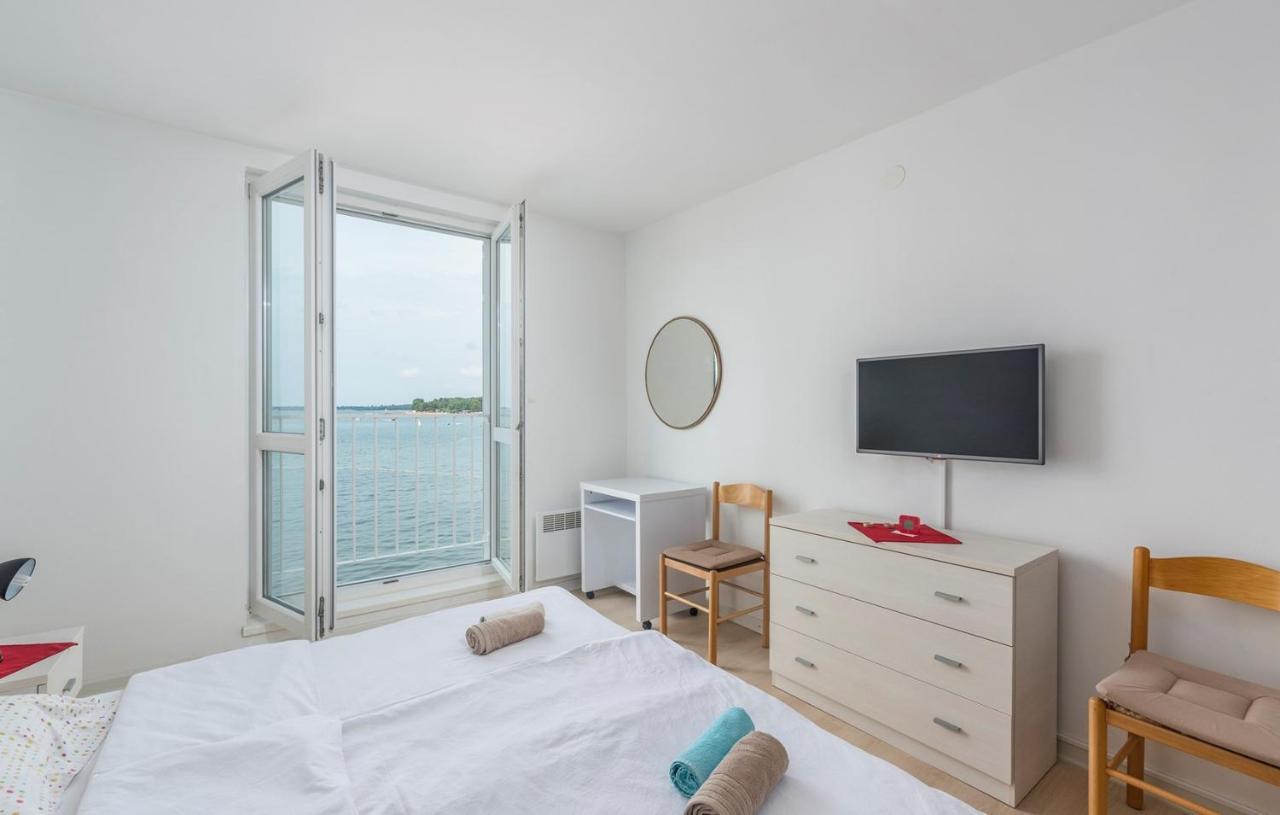 Peskera Apartments Tomicic Poreč Oda fotoğraf